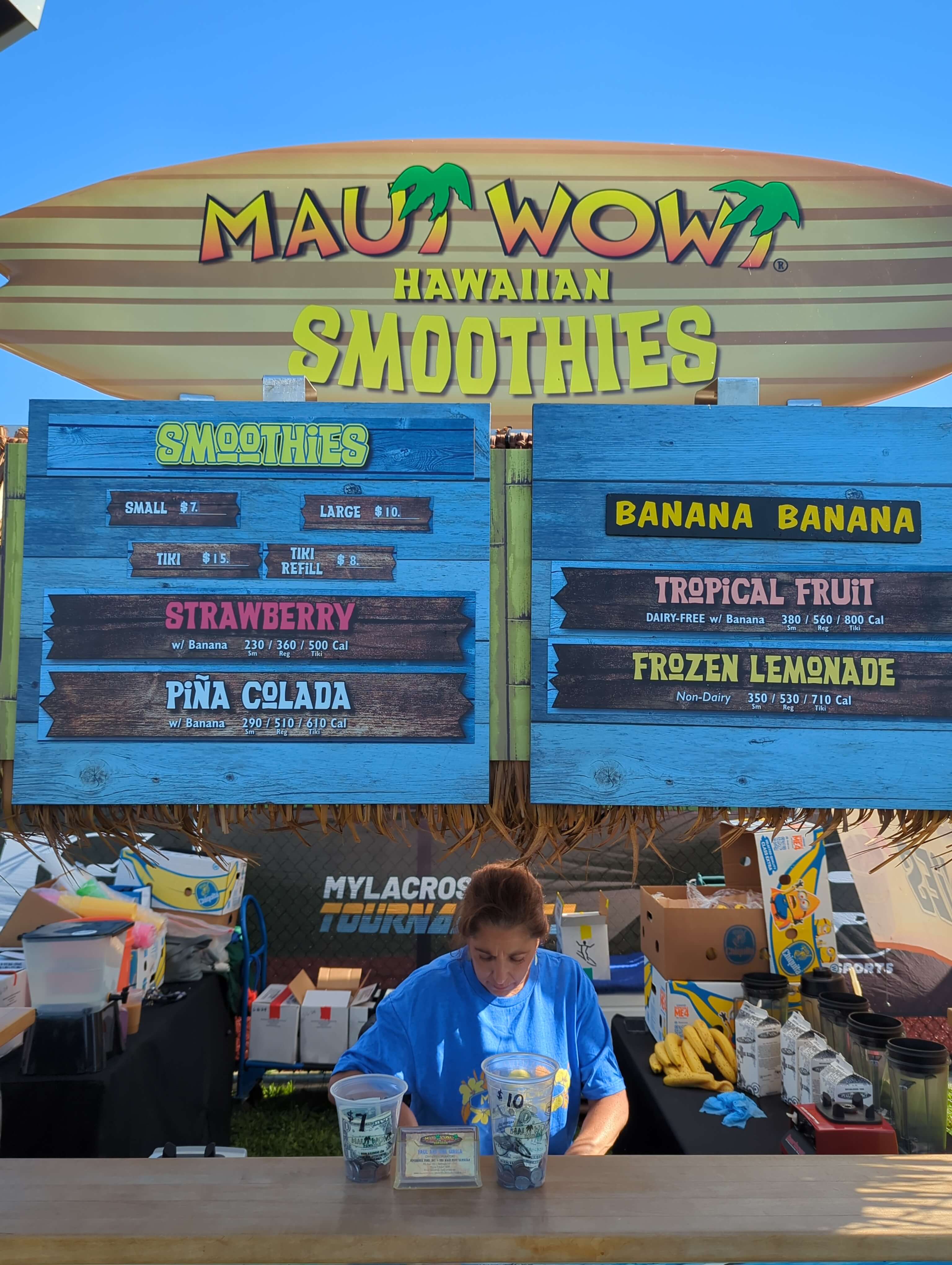 Maui Wowi fruit smoothies and/or Hawaiian-blend coffees