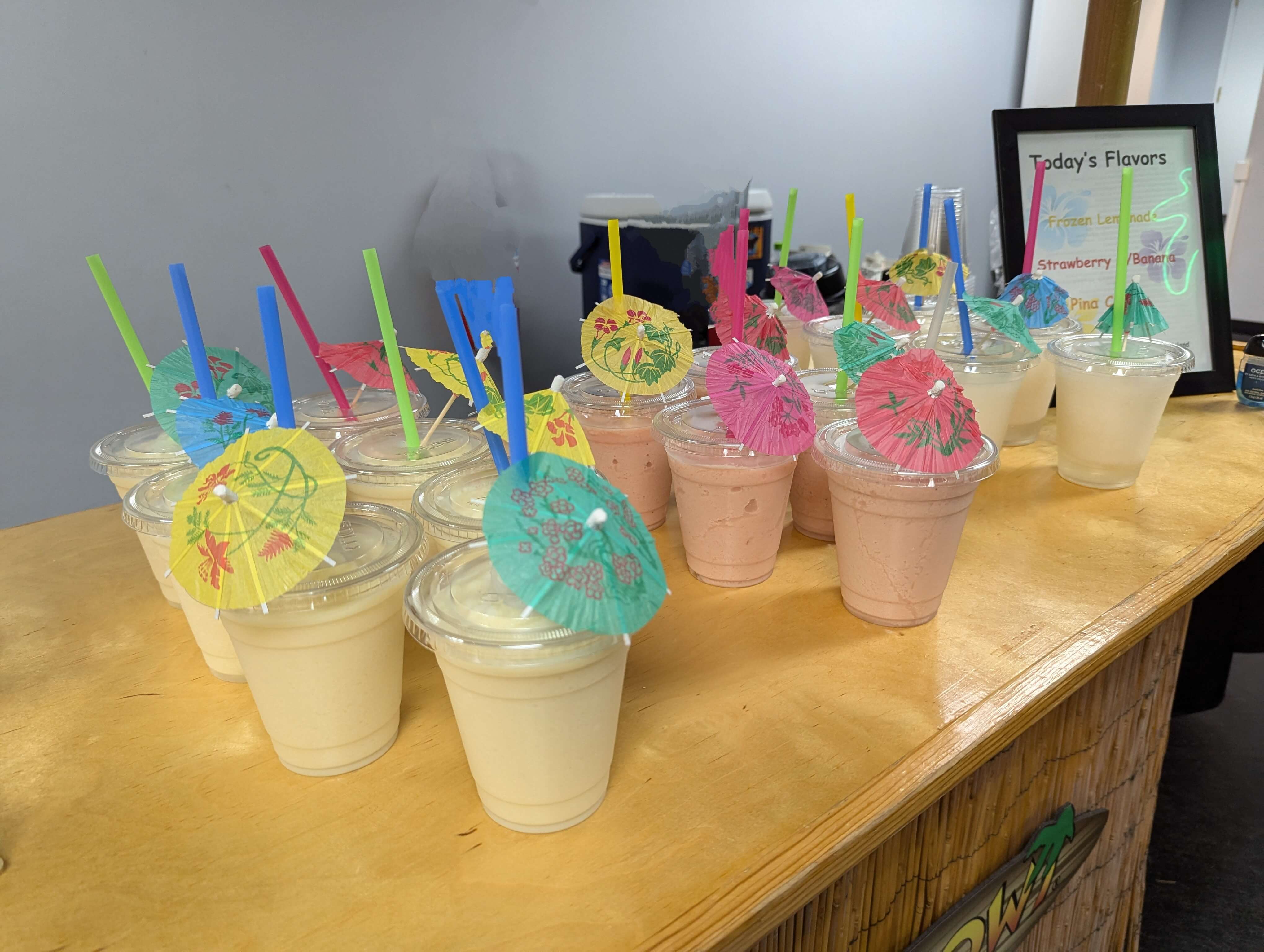 Maui Wowi fruit smoothies and/or Hawaiian-blend coffees